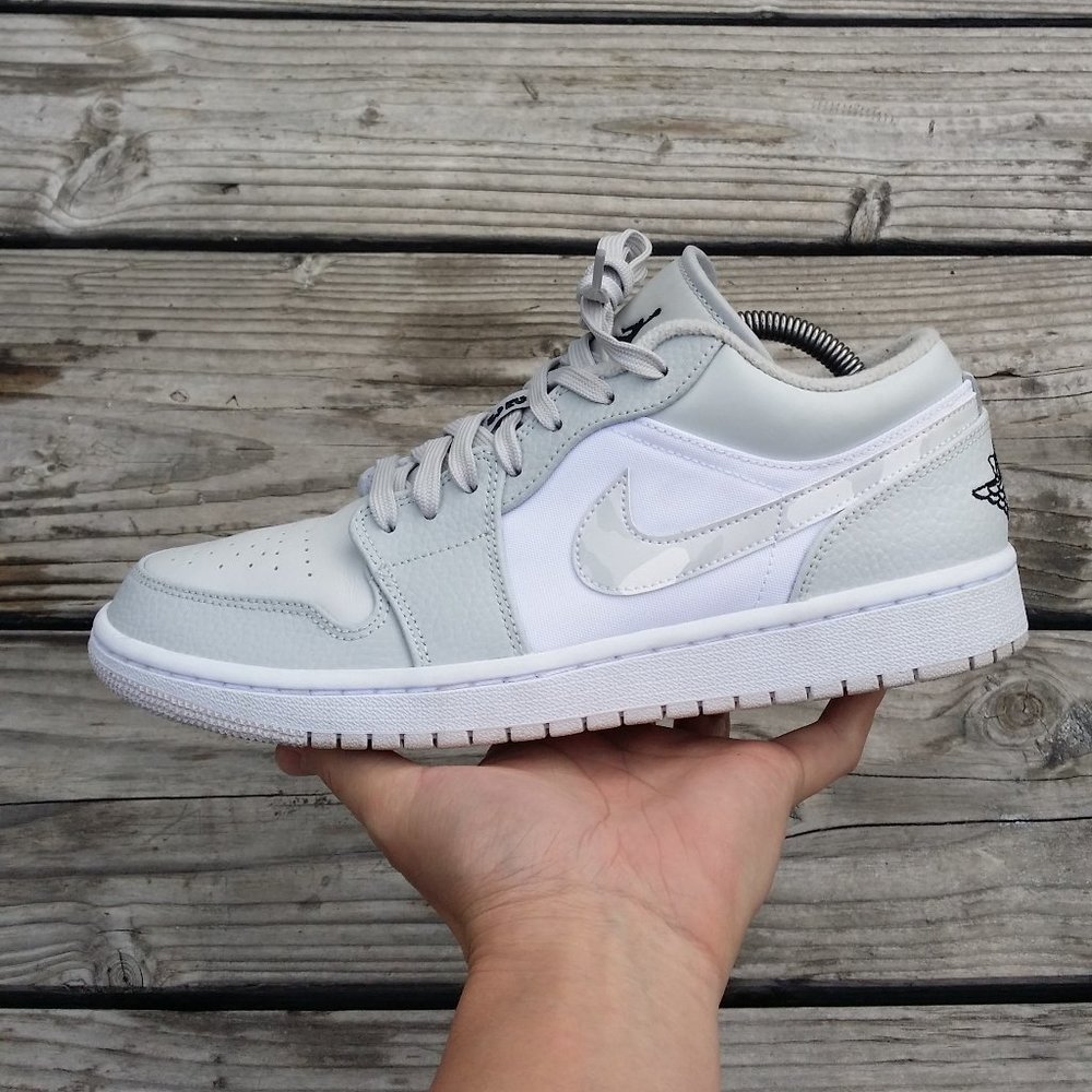 Women Size 10.5 / Size 9 Men Nike Air Jordan 1 Low White Camo Shoes Sneakers - Picture 2 of 8